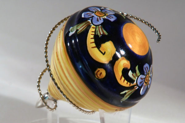Trottola in ceramica di caltagirone oggetto di design